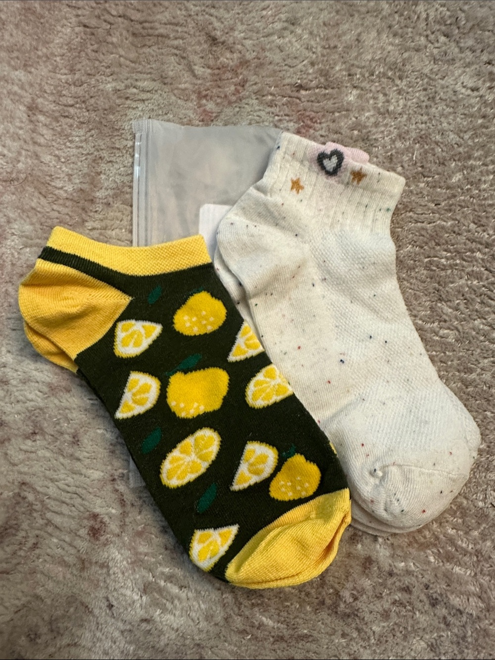 🍋NEW 2 Pairs of Socks Bundle🍋